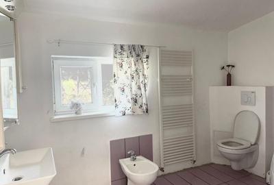 Casă cu 4 camere cu Teren 700 Mp în Central - 3