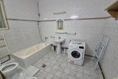 Apartament cu 3 camere decomandat în Exterior Vest - 1