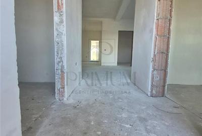 Casă cu 3 camere în Moșnița Veche