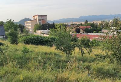 Teren de 250 mp, în Deve
