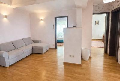 Apartament cu 3 camere decomandat, mobilat în City Park Mall - 1