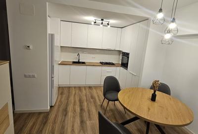 Apartament cu 2 camere decomandat în Drumul Taberei
