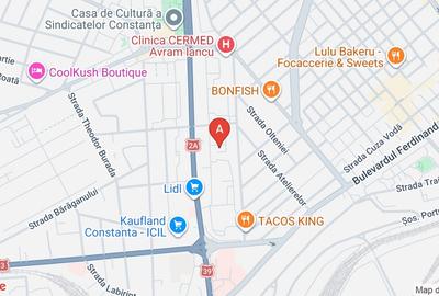 Apartament cu 4 camere decomandat în Casa de Cultură