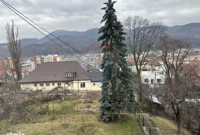 Apartament cu 4 camere, mobilat în Central - 3