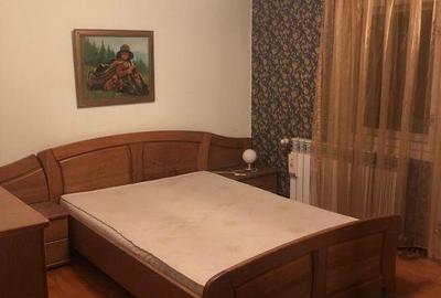 Garsonieră decomandată în 13 Septembrie