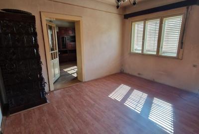 Casă cu 3 camere în Lipova - 4