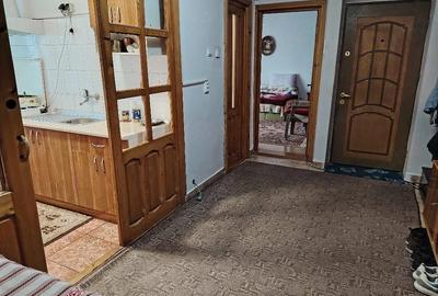 Apartament cu 2 camere decomandat în Precista - 3