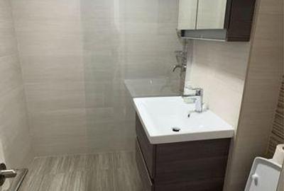 Apartament cu 3 camere decomandat în 1 Mai
