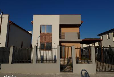 Casă cu 4 camere cu Teren 315 Mp în Berceni