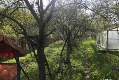 Teren de 1100 mp, în Central