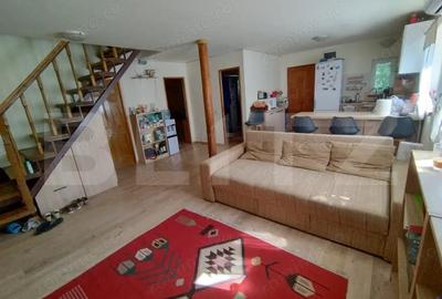 Casă cu 5 camere cu Teren 3400 Mp în Leamna de Sus - 8