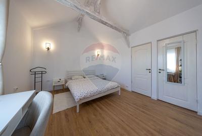 Casă individuală cu 5 camere cu Teren 500 Mp în Central - 16