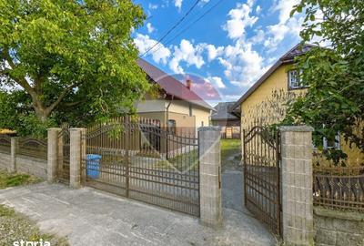Casă cu 4 camere cu Teren 2560 Mp în Poieni-Solca