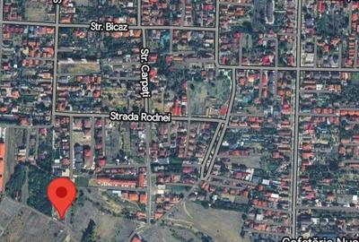 Teren de 1370 mp, în Central