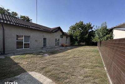 Casă cu 3 camere cu Teren 300 Mp în Central