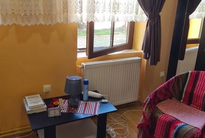 Garsonieră în Cornișa