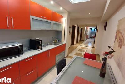 Apartament cu 2 camere, mobilat în Delfinariu