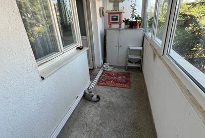 Apartament cu 3 camere în Trivale