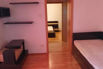 Apartament cu 2 camere semidecomandat în Circumvalațiunii