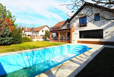 Casă individuală cu 7 camere cu Piscina în Iancu Nicolae