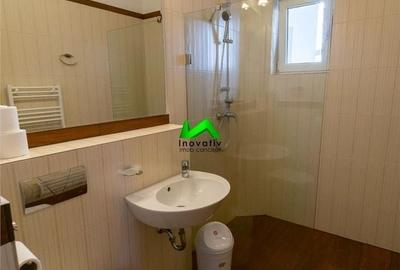 Apartament cu 3 camere în Sub Arini
