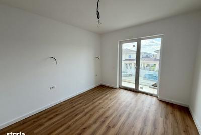 Casă cu 4 camere în Central - 2