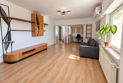 Apartament cu 3 camere decomandat, mobilat în Băneasa - 1