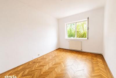 Apartament cu 3 camere decomandat în Craiovei - 3