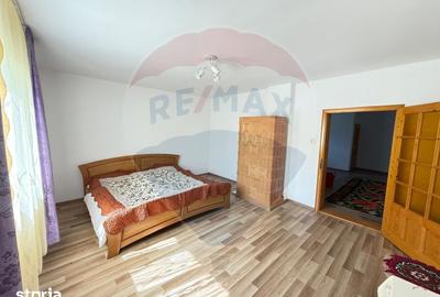 Casă cu 4 camere cu Teren 2287 Mp în Central - 7