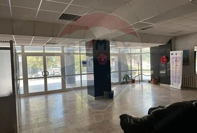 Spațiu comercial, de 2,800 mp, în Brăilei - 2