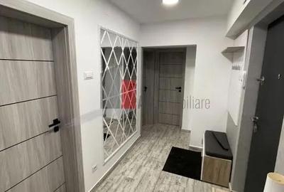 Apartament cu 2 camere decomandat, mobilat în P-ța Alba Iulia