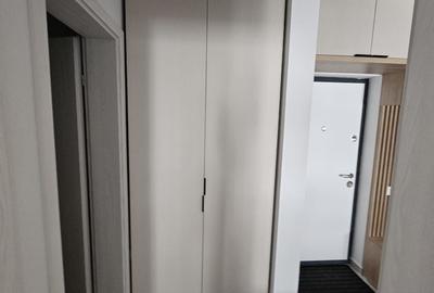 Apartament cu 2 camere decomandat în Apărătorii Patriei