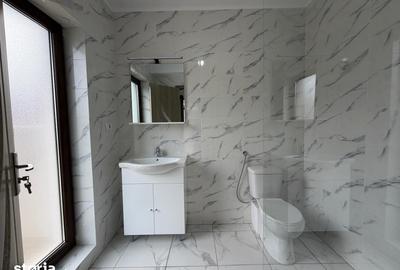 Casă cu 4 camere cu Teren 253 Mp în Central