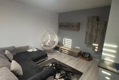 Apartament cu 2 camere semidecomandat, mobilat în Florești