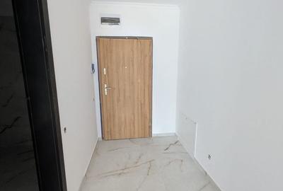 Apartament cu 4 camere semidecomandat în Florești - 3