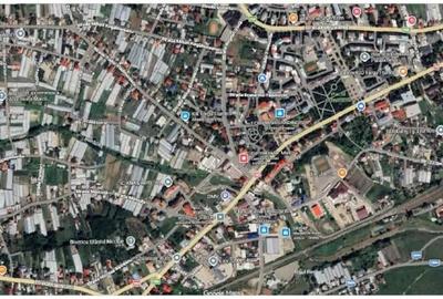Teren de 1708 mp, în Central - 2