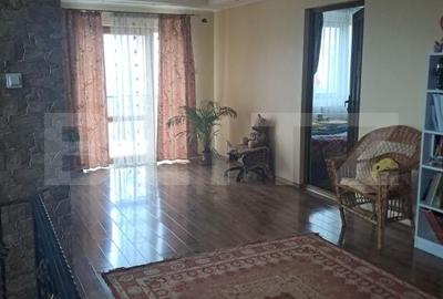 Casă cu 7 camere cu Teren 1000 Mp în Șendreni