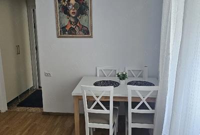 Apartament cu 2 camere semidecomandat în Central - 1