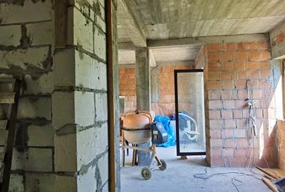 Casă individuală cu 5 camere cu Canalizare în Capul Câmpului - 9