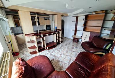 Apartament cu 3 camere decomandat în Nicolina - 6