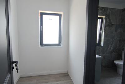 Casă individuală cu 4 camere cu Canalizare în Exterior Vest - 20