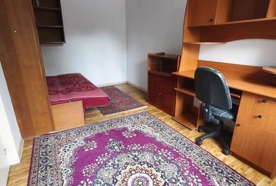 Apartament cu 2 camere semidecomandat în Dâmbu Pietros