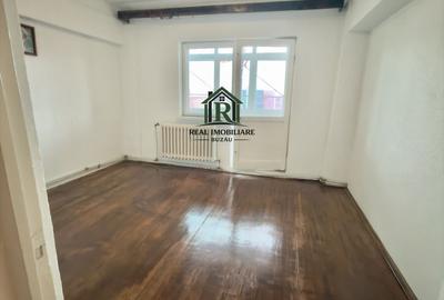 Apartament cu 3 camere decomandat în Ultracentral