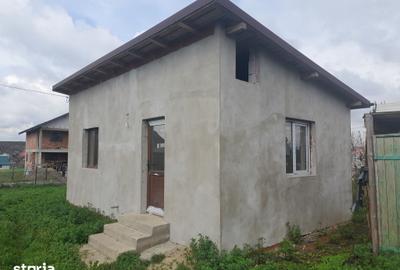 Casă cu 2 camere cu Teren 1058 Mp în Bălțați