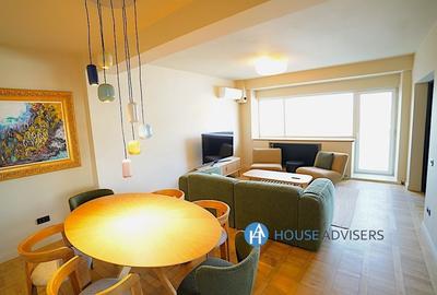 Apartament cu 3 camere, mobilat în Victoriei