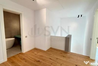 Casă cu 4 camere cu Teren 220 Mp în Pipera