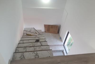 Casă cu 5 camere cu Teren 160 Mp în Est - 5