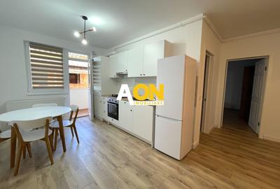 Apartament cu 3 camere decomandat, mobilat în Central