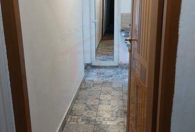 Garsonieră în Micro 19