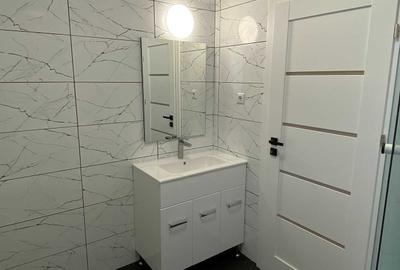 Apartament cu 3 camere semidecomandat în Florești - 6